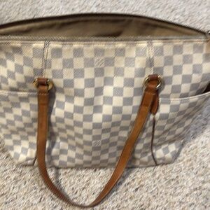 Checkered Tote Bag with Brown Straps